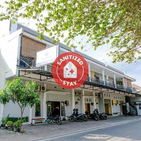 Sawojajar Inn Malang Ngoại thất bức ảnh