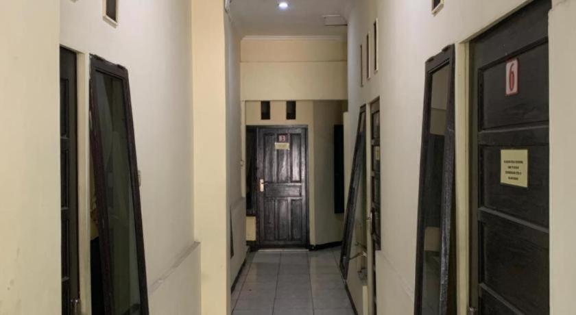 Sawojajar Inn Malang Ngoại thất bức ảnh